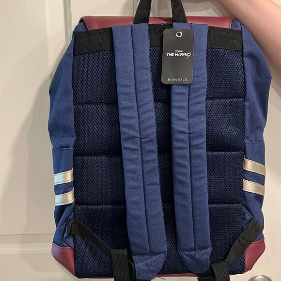 Bioworld Marvel The Marvels Icons Drawstring Slouch Backpack NWT - Picture 7 of 10